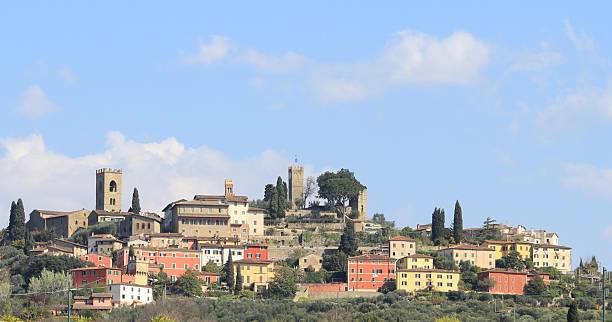 Panorama di Buggiano Castello sulla collina